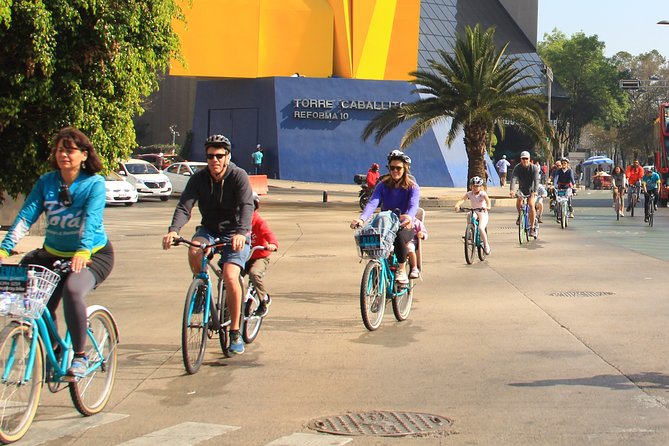 Promueven el uso de la bicicleta y el disfrute de la cultura en el Centro Histórico con un viaje redondo a Países Bajos