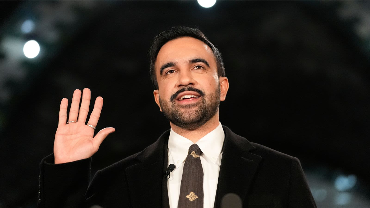 Zohran Mamdani asume oficialmente como alcalde de Nueva York