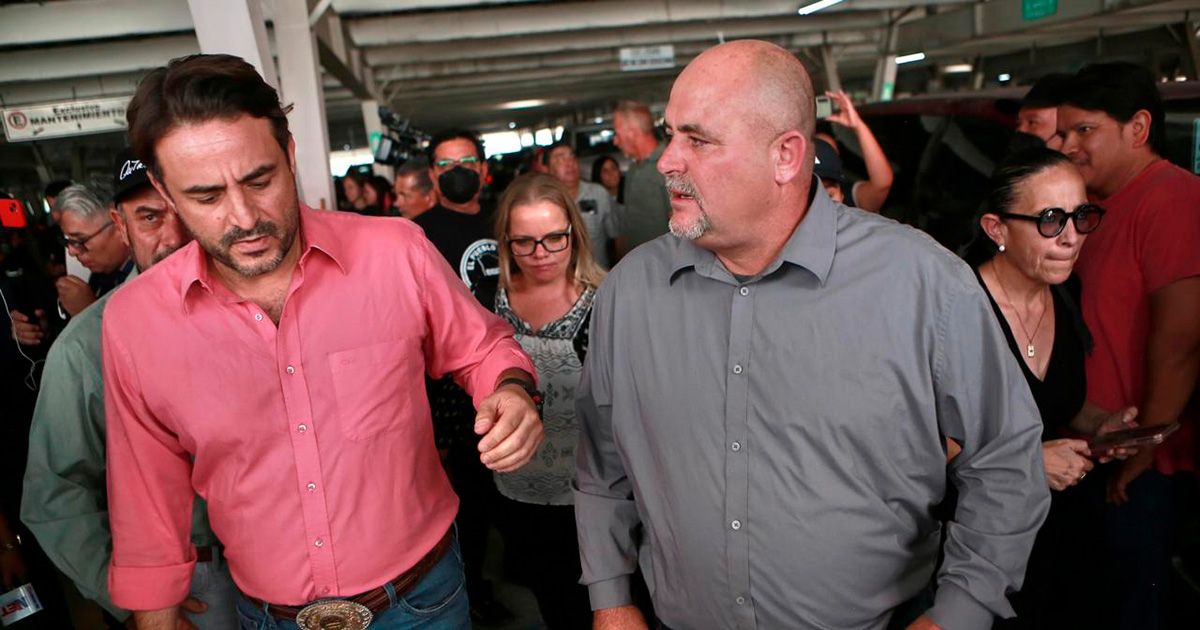 Comando armado irrumpe en casa del hermano de Julián LeBarón en Chihuahua